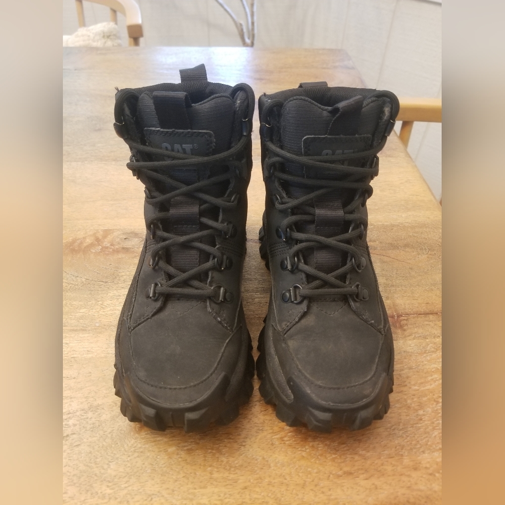 Catperillar boots